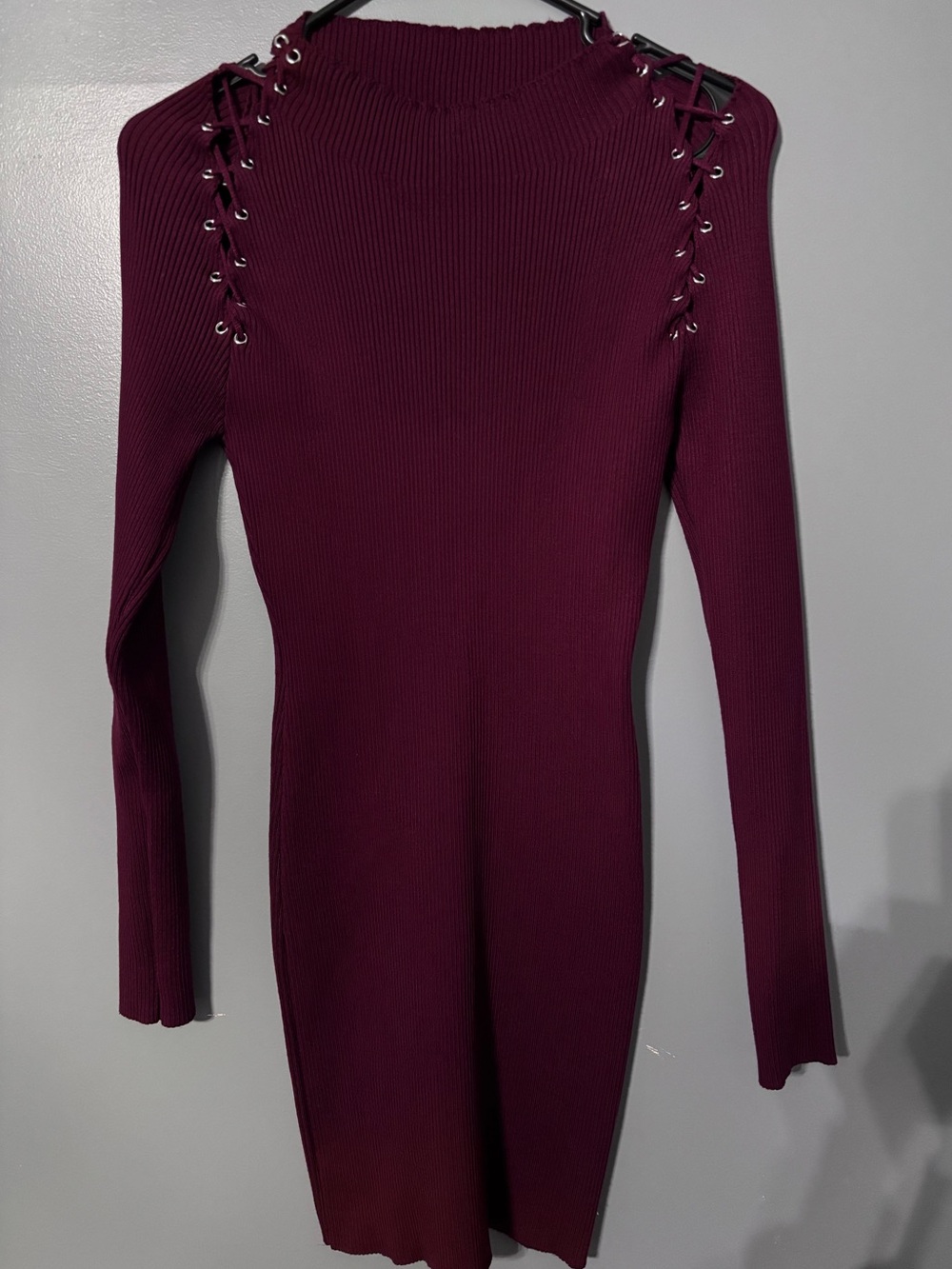 Women's Lace-Up Shoulder Ribbed Dress in Burgundy
